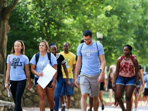 Đại học Bắc Carolina tại Chapel Hill (Bắc Carolina).
